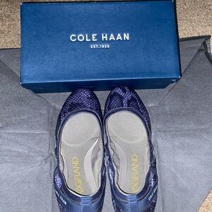 Excellent used condition flats